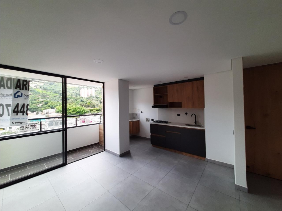 EN SECTOR PLANO DE SABANETA, PERMITE RENTAS CORTAS — foto 4