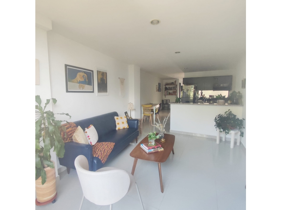 APARTAMENTO POR EL CHINGUÍ - ENVIGADO