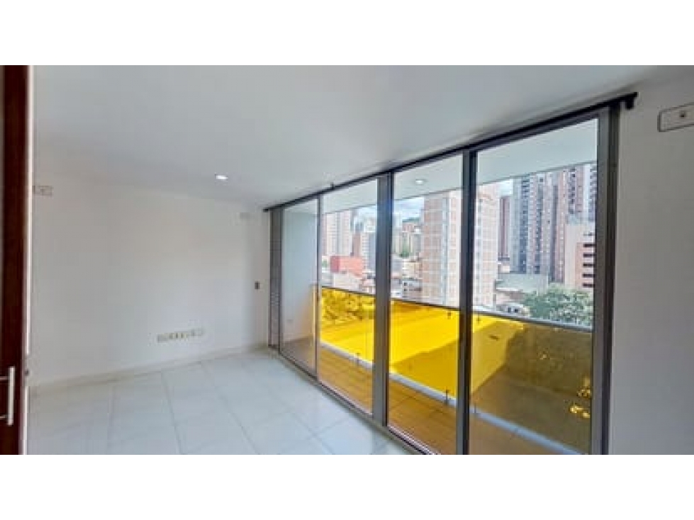 Venta Apartamento Sabaneta Restrepo Naranjo, Ubicación privilegiada — foto 2
