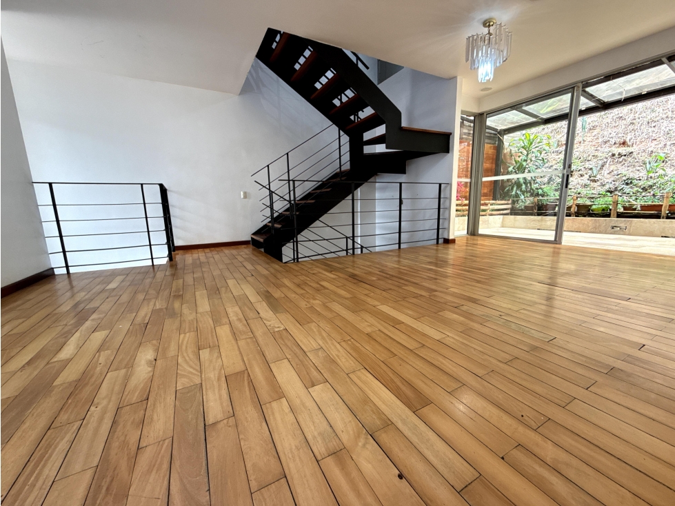 Venta Casa en ubicación estratégica en el Poblado sector Chuscalito  — foto 2