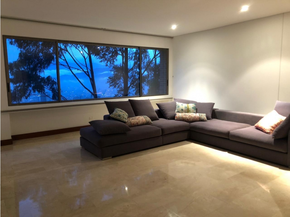 VENTA DE APARTAMENTO EN EL POBLADO SECTOR LAS PALMAS