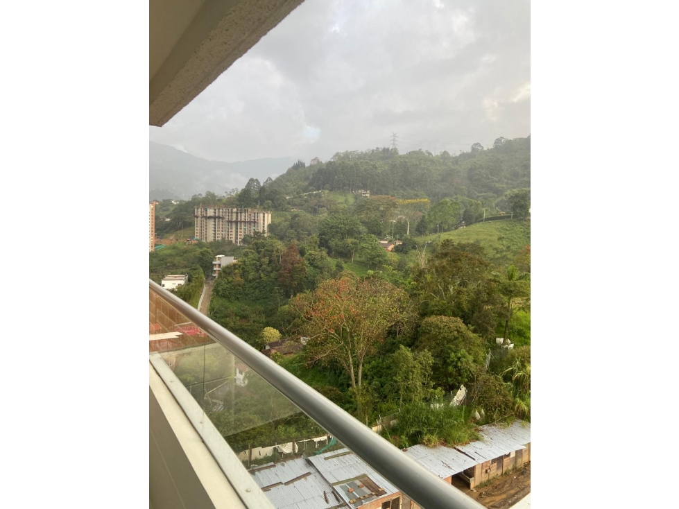 APARTAMENTO EN ENVIGADO, LO TIENE TODO, SECTOR ANTILLAS — foto 5