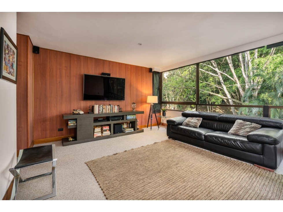 Apartamento en El Poblado. Tranquilidad y excelente ubicación — foto 3