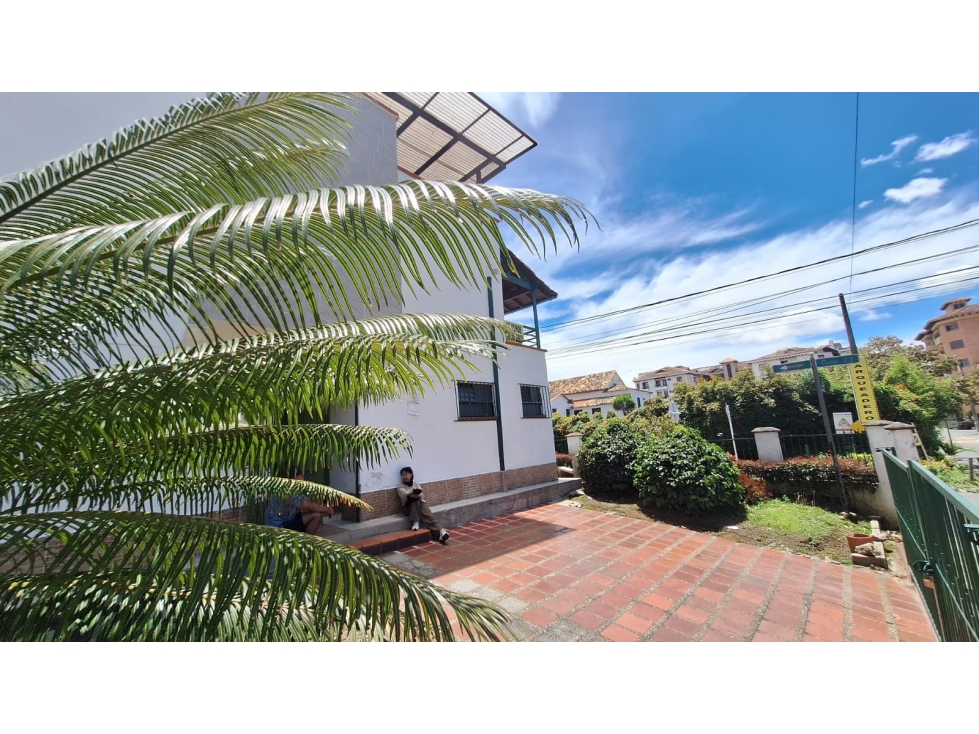 CASA EN ESQUINA CON VISTA PANORAMICA EN SAN ANTONIO DE PEREIRA — foto 6