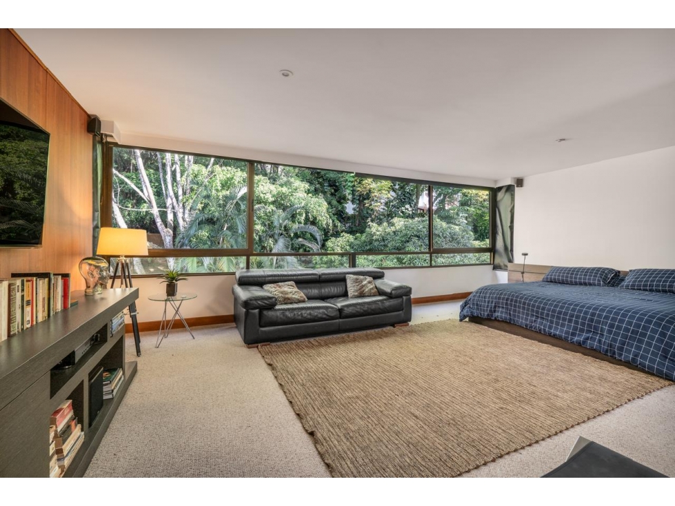 Apartamento en El Poblado. Tranquilidad y excelente ubicación — foto 5