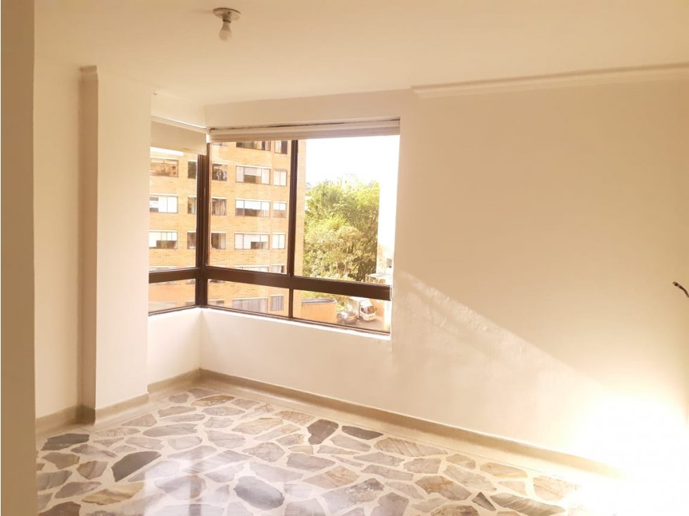 Venta de apartamento en el Poblado, sector Interlomas — foto 3