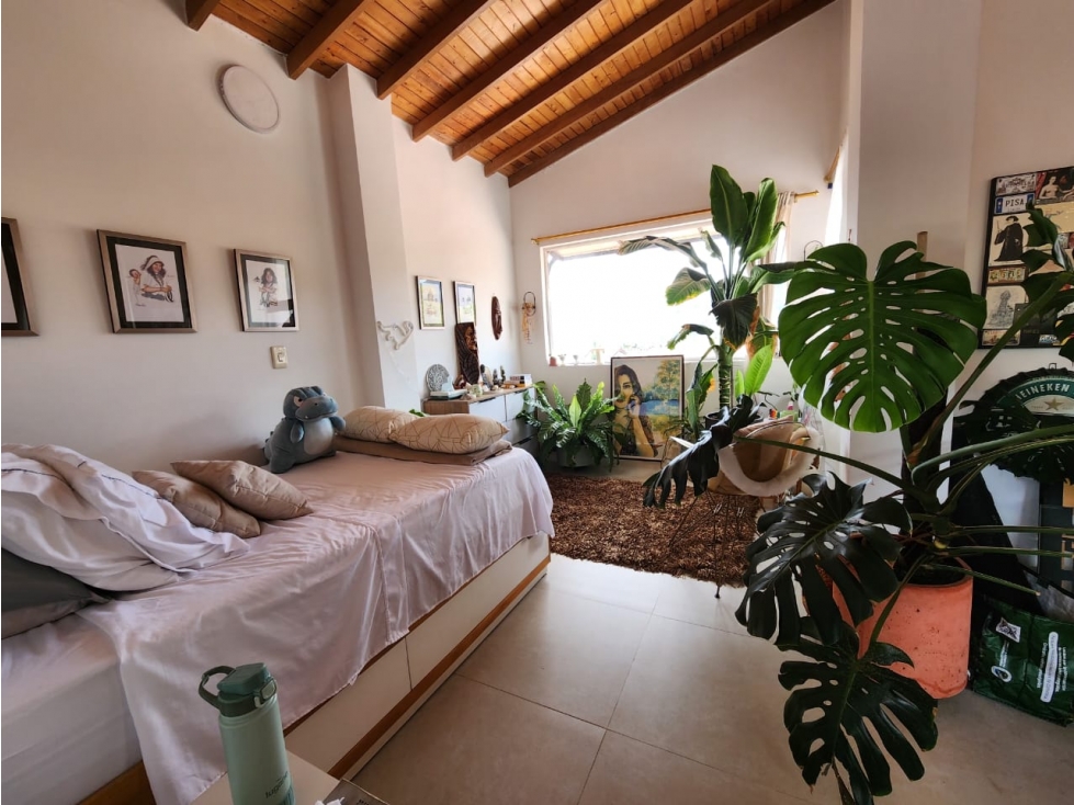 TRANQUILIDAD Y COMODIDAD. VENTA DE CASA EN LA ESTRELLA — foto 3
