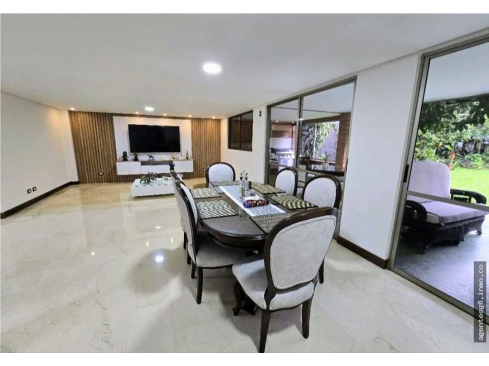 Casa rodeada de naturaleza y en una zona de alta valorización — foto 4