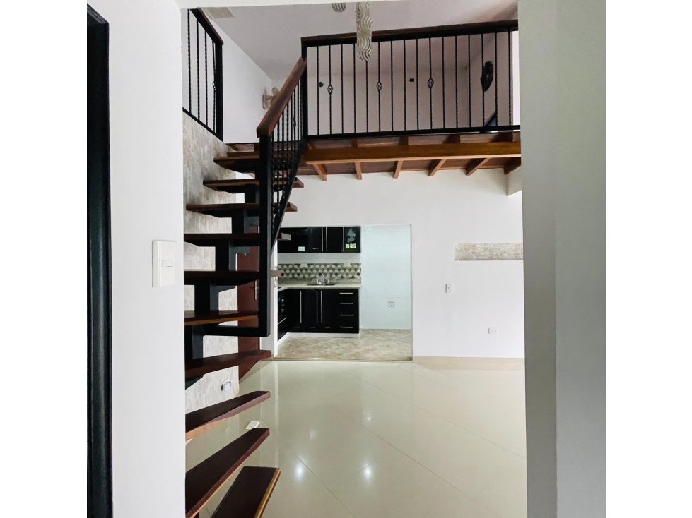 VENTA DE APARTAMENTO EN ALTAMIRA, MEDELLÍN — foto 4