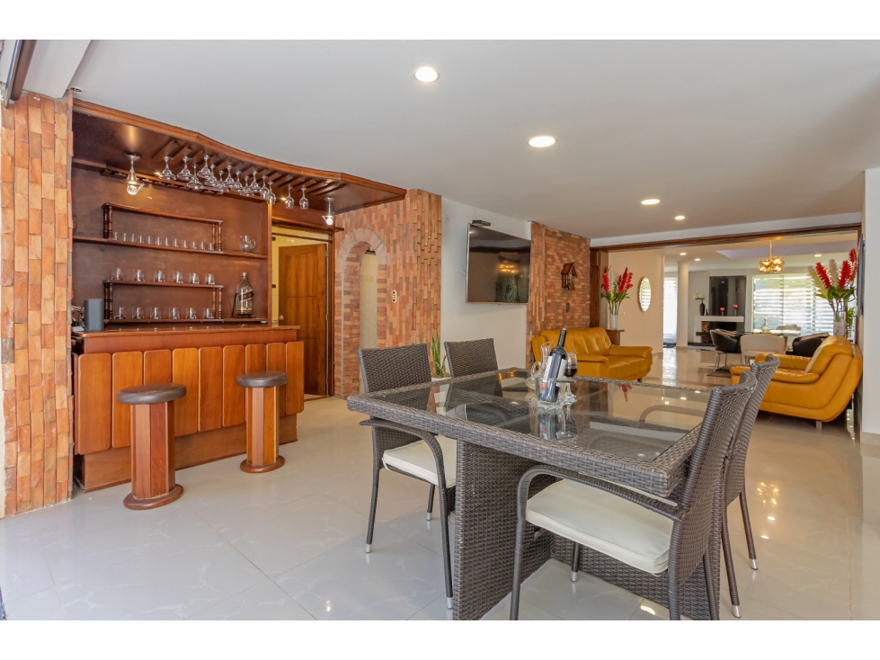 UNA GRAN CASA UBICADA EN LA COLA DEL ZORO — foto 5