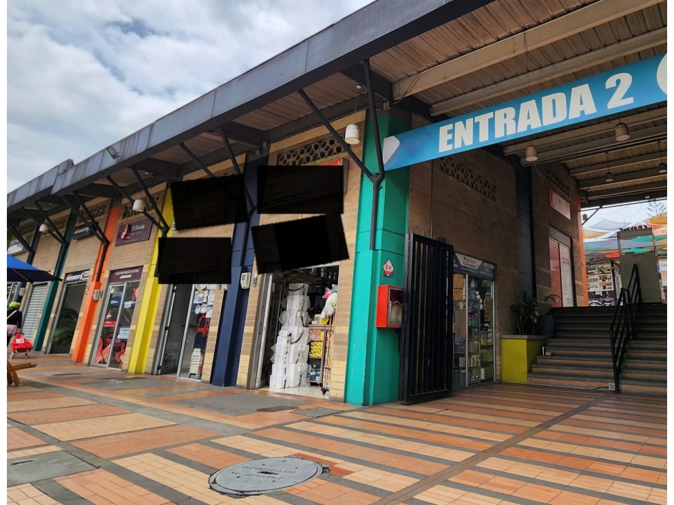 FRENTE A DITAIRES ITAGÜÍ LOCAL PEQUEÑO PERO ESTRATÉGICO — foto 3