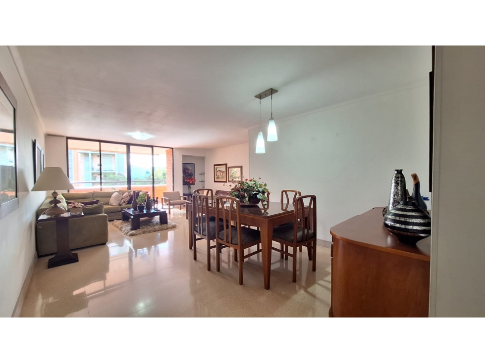 Venta de apartamento en el Poblado en la Superior
