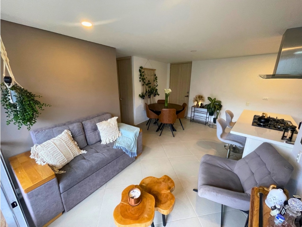 Venta de apartamento en zona plana de Envigado, sector Camino Verde — foto 2