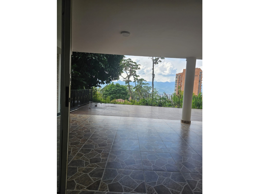 CASA DE LUJO SECTOR ÁMSTERDAM EN EL POBLADO — foto 3