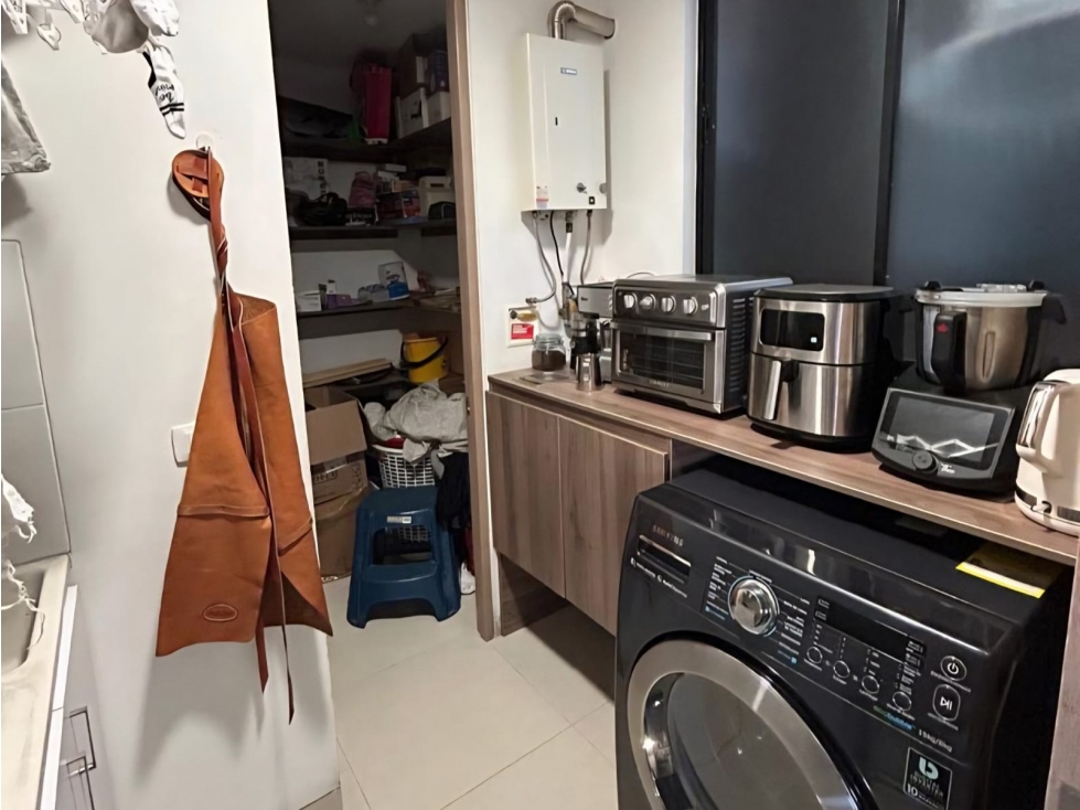 Moderno y fresco apartamento con vista en Castropol- Poblado — foto 4