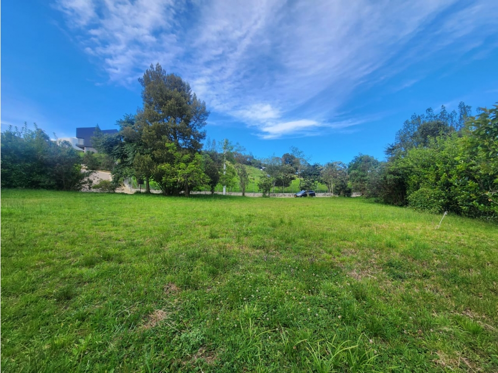 LOTE EN VENTA ALTO DE LAS PALMAS- SECTOR LA ACUARELA — foto 2