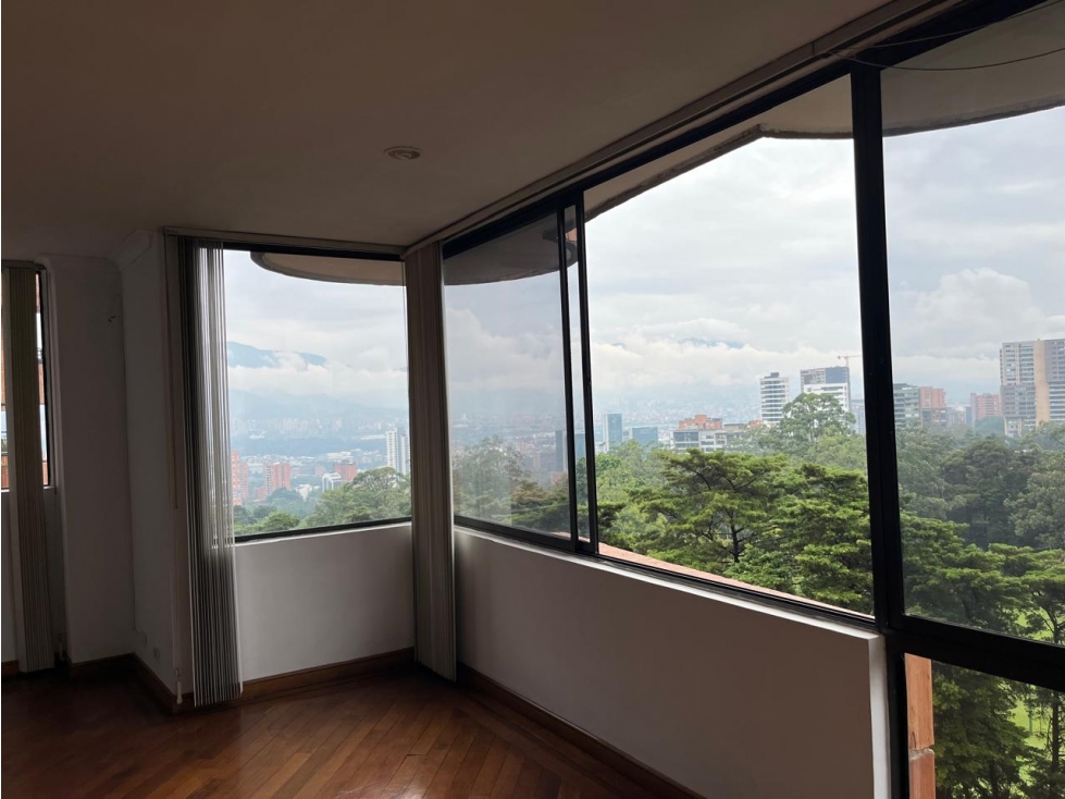 Apartamento amplio en El Campestre- Poblado — foto 4