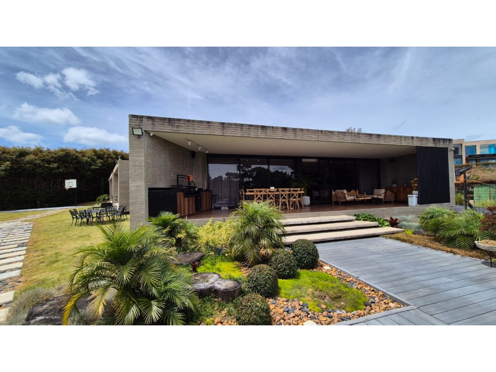 VENTA DE CASA EN EL ALTO DE LAS PALMAS -ENVIGADO  — foto 2