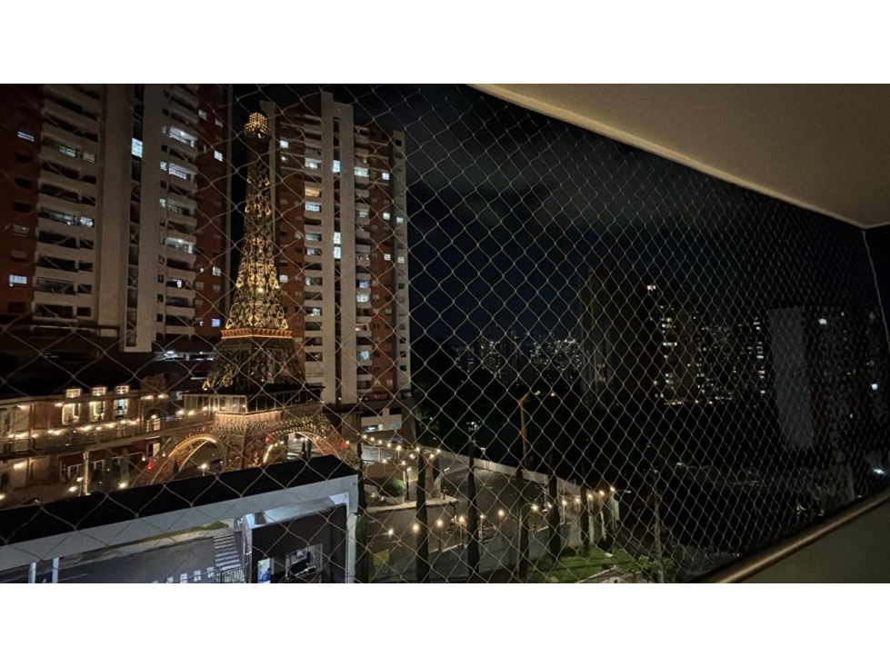 EN VENTA, BIEN UBICADO Y LUJOSO EN SABANETA- ALTO DE LAS FLORES — foto 6