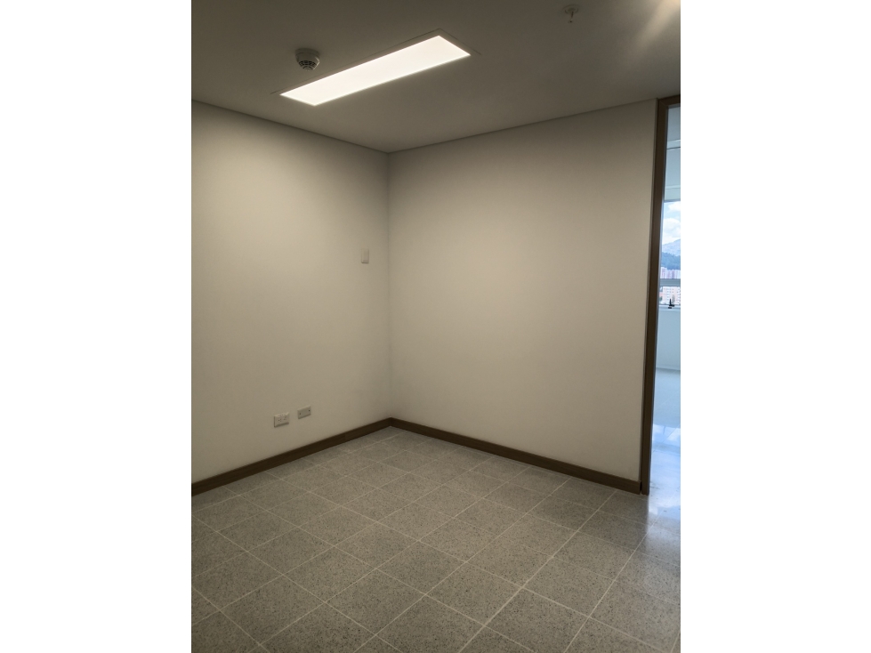 VENTA DE CONSULTORIO MÉDICO SAN JUAN CON LA 80 — foto 5