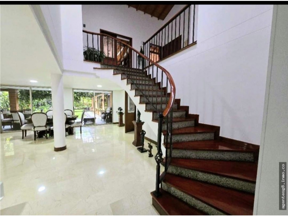 Casa rodeada de naturaleza y en una zona de alta valorización — foto 6