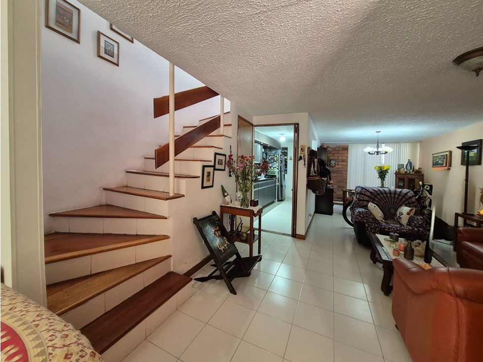 VENTA DE CASA EN ENVIGADO, EL TRIANÓN — foto 3