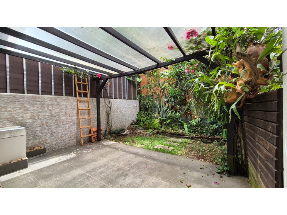 CASA CON GRAN POTENCIAL DE VALORIZACIÓN- LOMA ESMERALDAL- ENVIGADO — foto 4