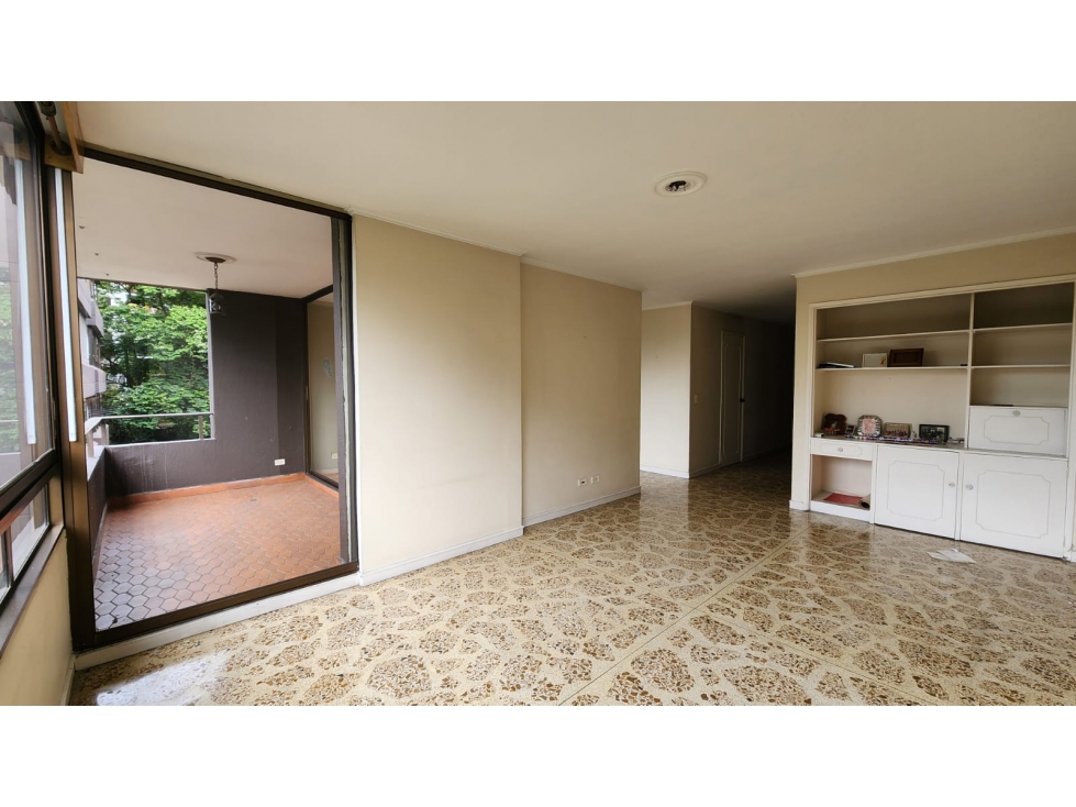 Apartamento en El Poblado. Tranquilidad y excelente ubicación