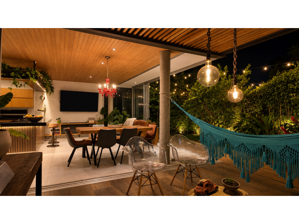 Casa exclusiva en San Lucas, con patio central y vista a la ciudad.  — foto 2