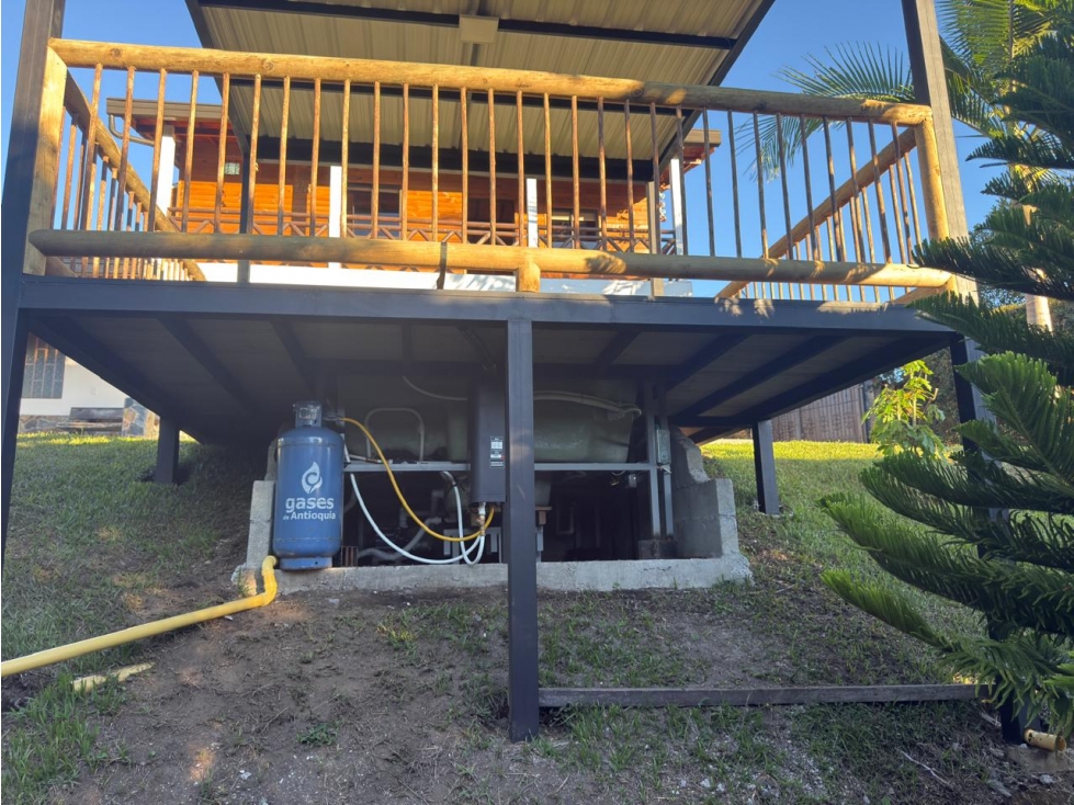 CASA CAMPESTRE EN RIONEGRO A 300 MT DE LA AUTOPISTA. — foto 2
