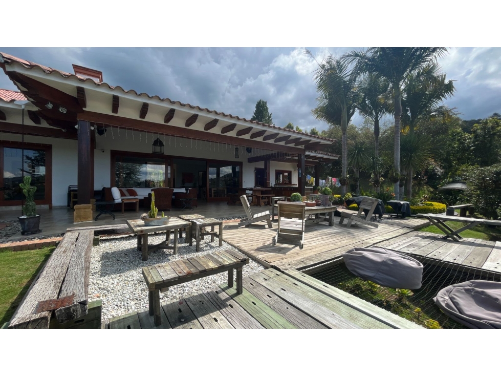Venta de casa en la loma del Escobero. Jurisdicción El Retiro — foto 6