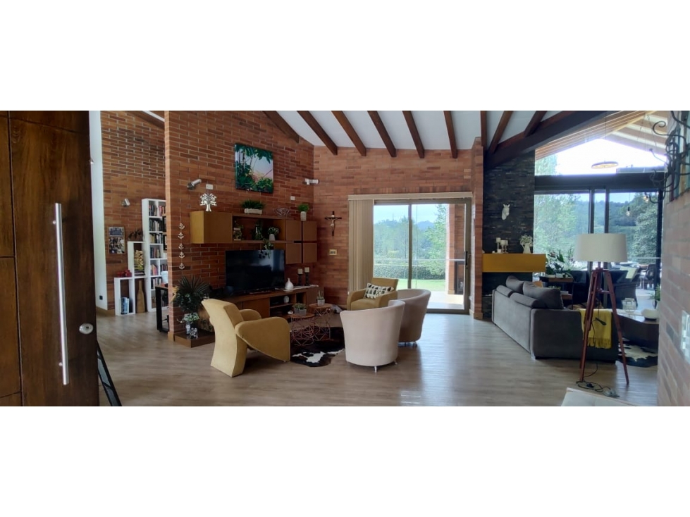 Venta de casa cerca Vermont doble entrada por Alto de Palmas/Escobero — foto 4
