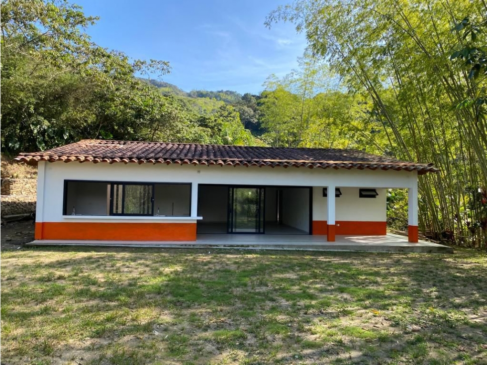 Venta de finca en Cocorná vereda La Piñuela - 4
