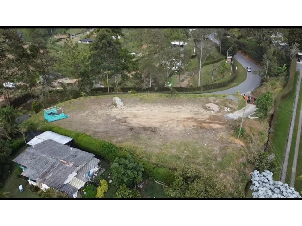 LOTE EN LA VIA A SAN VICENTE Y CON GRAN VISTA