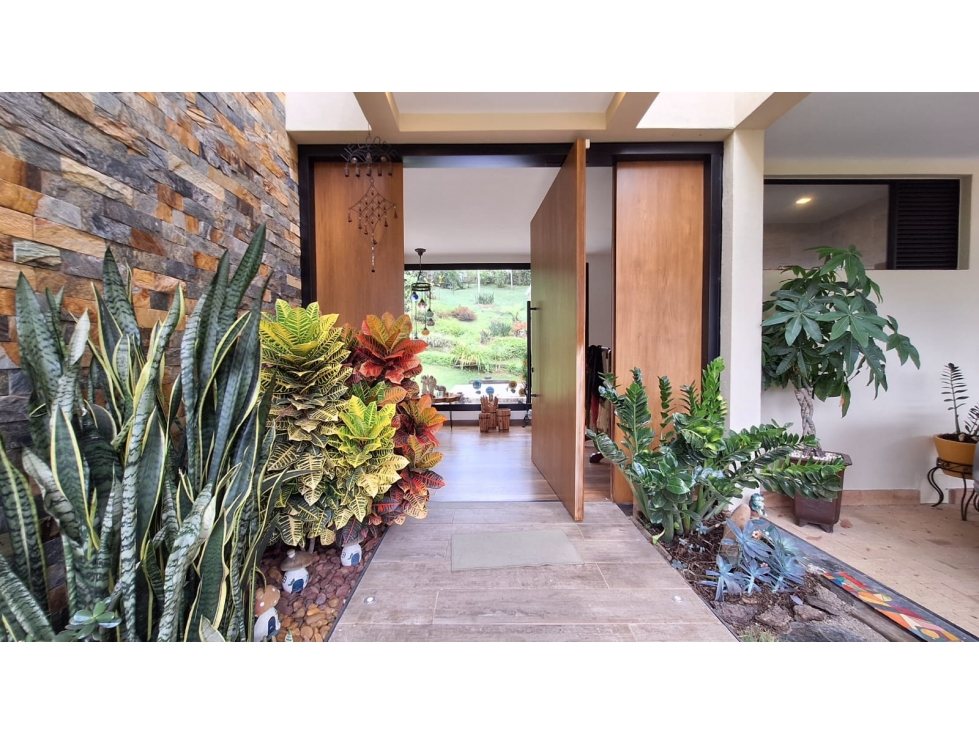 Vendo casa campestre en Envigado, loma del Escobero. — foto 4