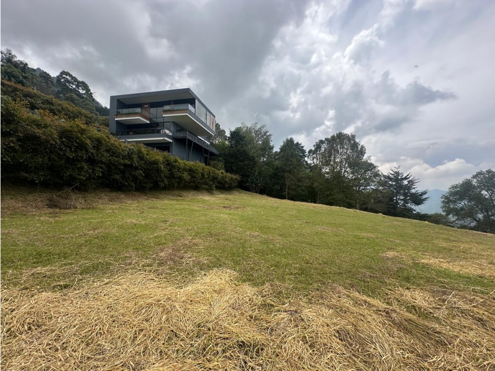 Hermoso lote en Palmas, Vista espectacular a todo Medellín — foto 3