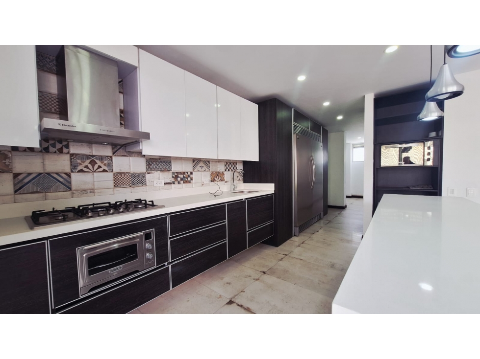CASA UNIFAMILIAR CON ESTILO Y ESPACIOS ABIERTOS- EN RIONEGRO — foto 4