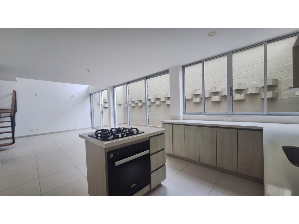 ZONA DE ALTA VALORIZACIÓN, CASA UNIFAMILIAR EN RIONEGRO — foto 3