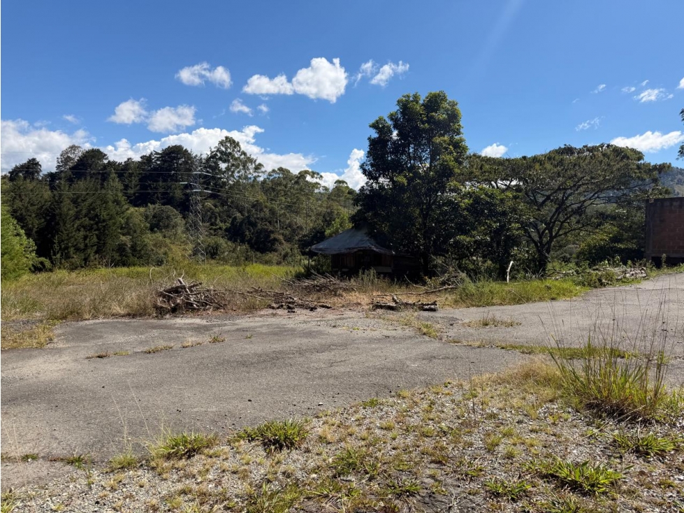 LOTE URBANIZADO A UN MINUTO DEL AEROPUERTO- RIONEGRO — foto 3