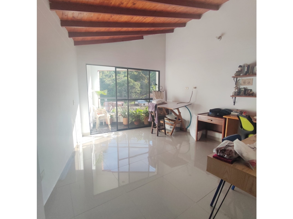 APARTAMENTO POR EL CHINGUÍ - ENVIGADO — foto 2