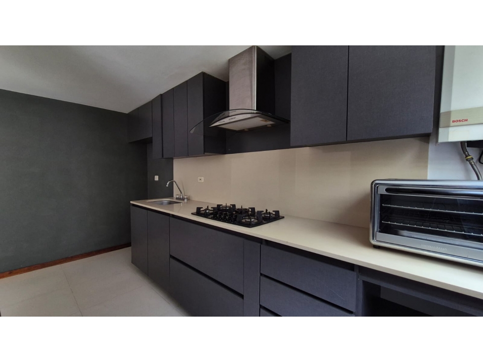 CASA CON GRAN POTENCIAL DE VALORIZACIÓN- LOMA ESMERALDAL- ENVIGADO — foto 3