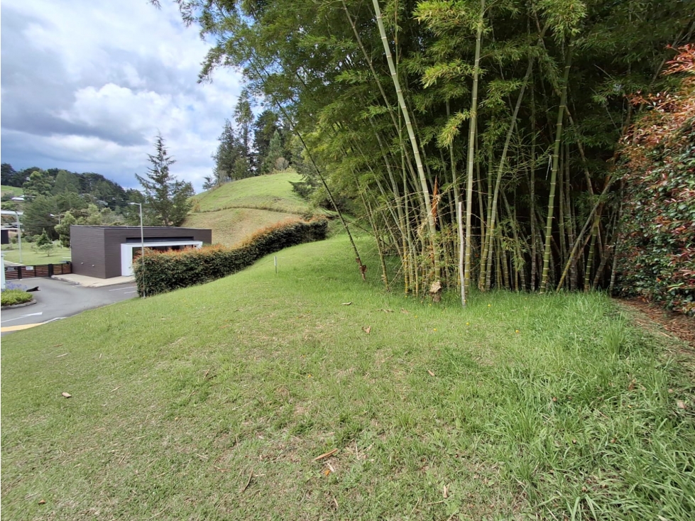 Venta de lote en el Retiro- Sector Chuscal