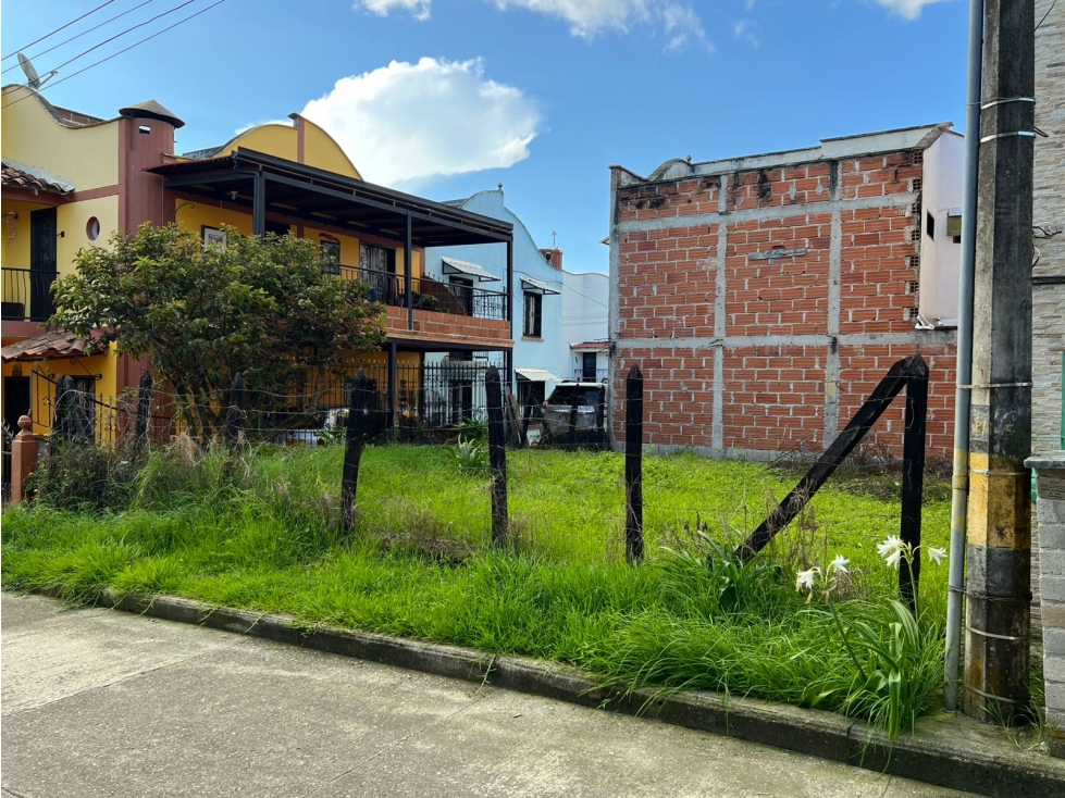 VENTA DE LOTE EN MARINILLA 