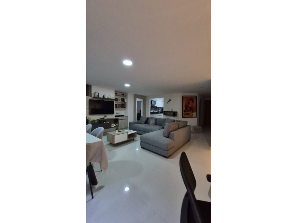 Vendo apartamento en los Balsos, el Poblado con excelente ubicación! — foto 3