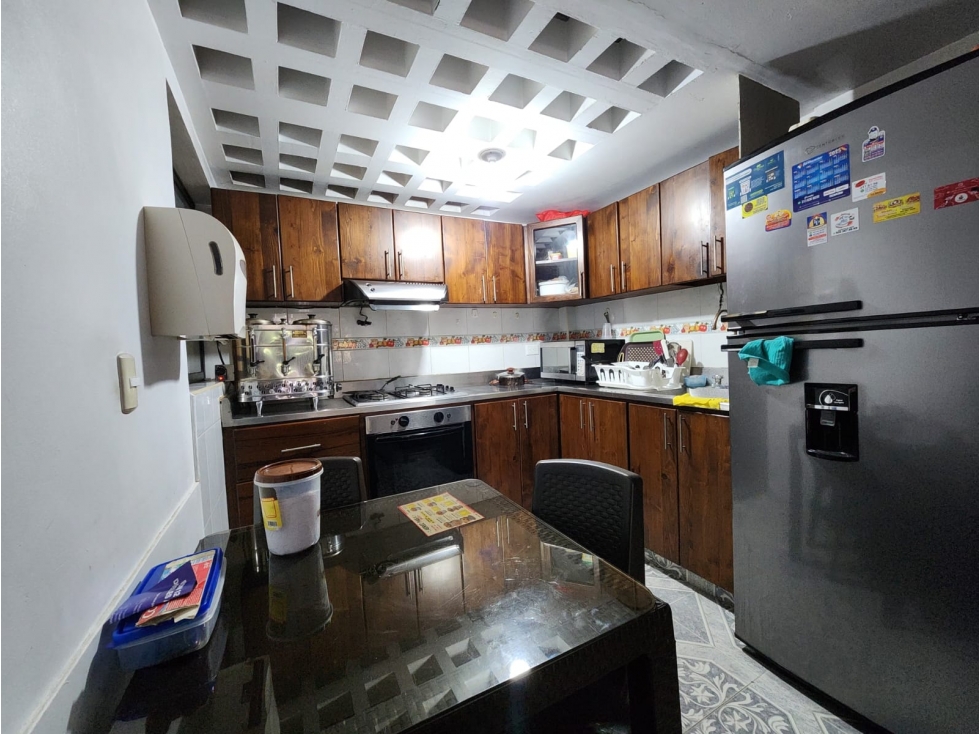 CASA UNIFAMILIAR EN SABANETA, SECTOR PLANO, NO PAGA ADMINISTRACIÓN — foto 3