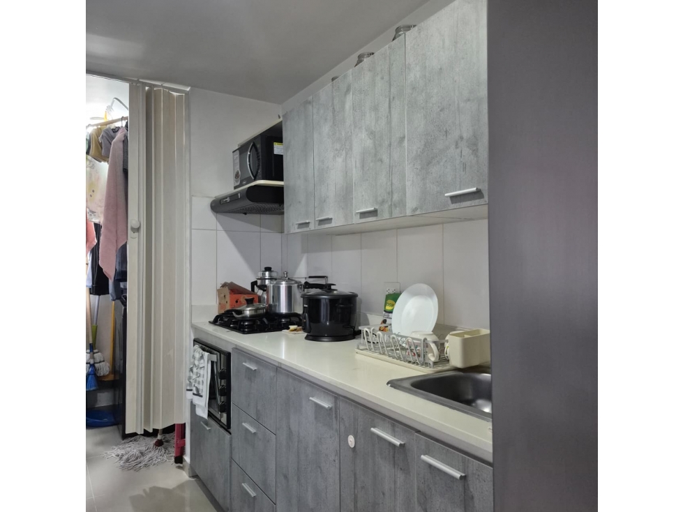 VENTA DE APARTAMENTO EN SABANETA SECTOR ANCON SUR — foto 5