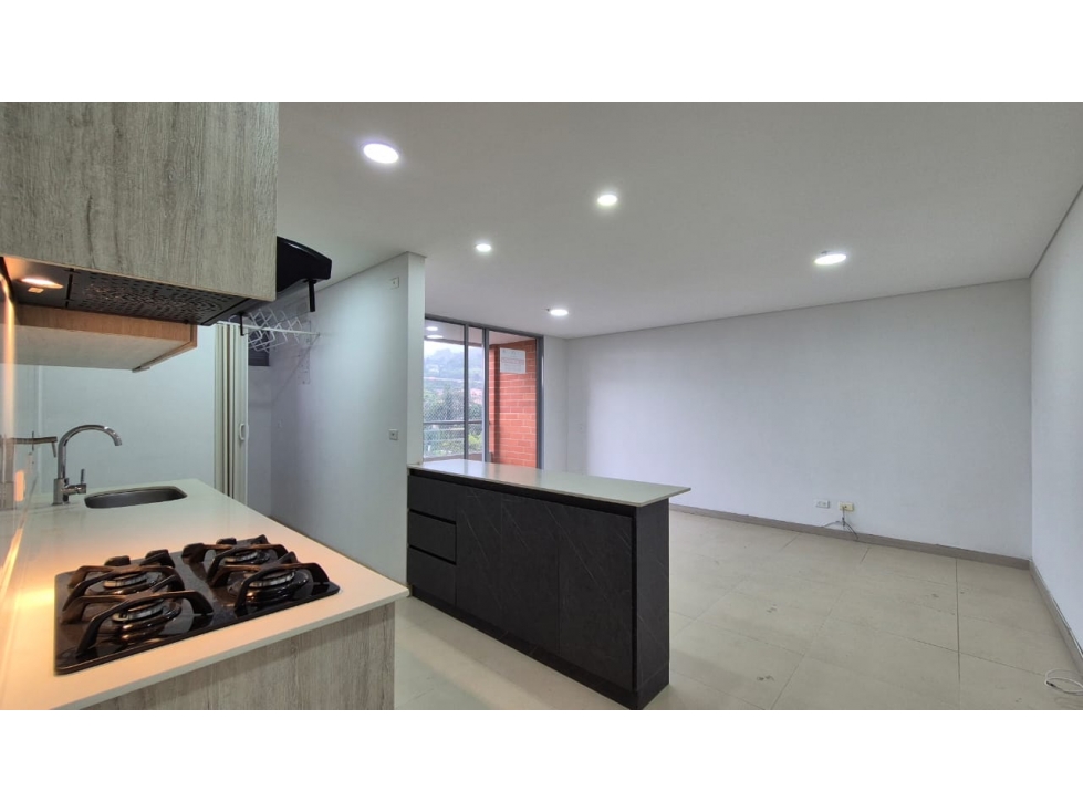 VENTA DE APARTAMENTO EN ENVIGADO- TRANSVERSAL INTERMEDIA — foto 3