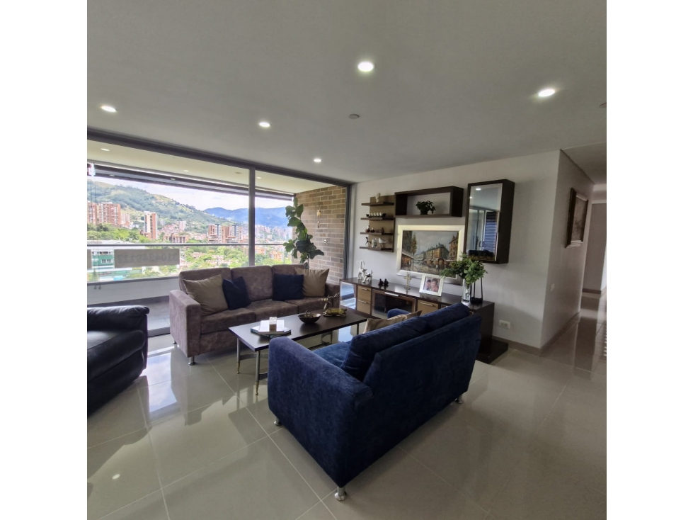 Vendo apartamento con excelente distribución en la Loma del Chocho. — foto 2