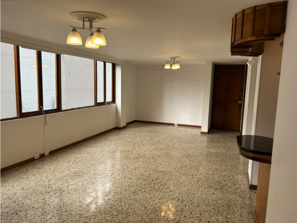 VENTA DE APARTAMENTO EN EL POBLADO- PATIO BONITO — foto 5