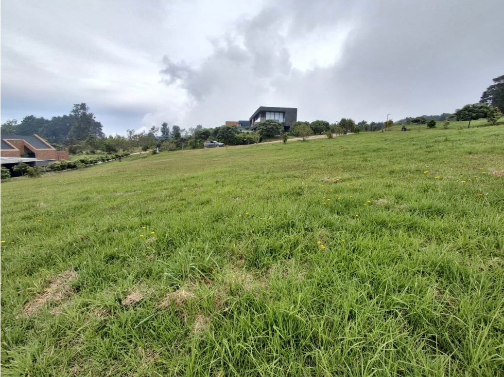 Venta de lote en el Alto de las Palmas- Sector la Acuarela — foto 5